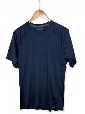 Patagonia Men’s Capilene Baselayer Tee Shirt in Navy Blue Short Sleeve Size L